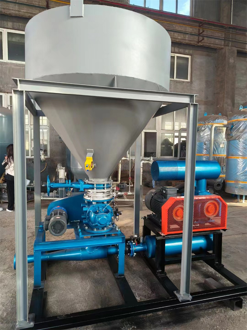 旋转供料器的密封结构是怎样工作的？